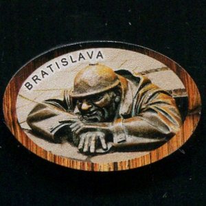 Bratislava - Socha 2 - magnet ovál rám