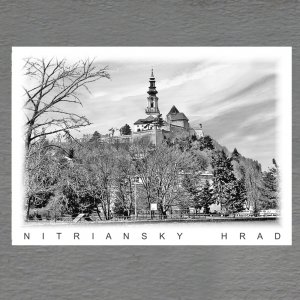 Nitriansky hrad - pohled C6 - černo-bílý