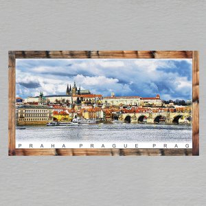 Praha - Hradčany s Vltavou den - magnet DL rám