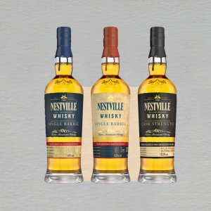 Nestville - magnet 3 lahve whisky