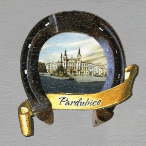 Pardubice - Náměstí - magnet podkova